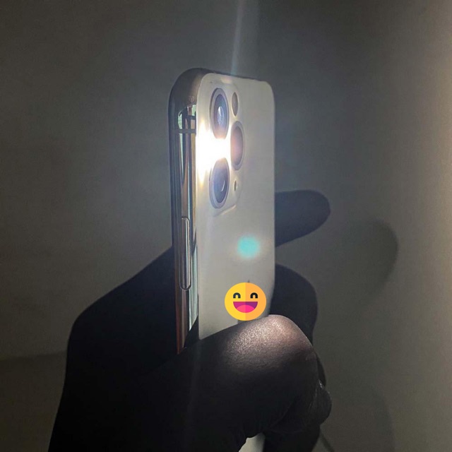 GIÁ SIÊU RẺDán lưng Giả Full mặt sau 3 camera có Flash từ X / Xs / Xs Max lên 11 Pro /11 Pro Max