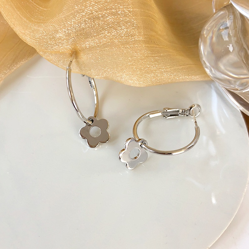 Khuyên tai Pure Cube hình bông hoa nhỏ xinh xắn phong cách Nhật Hàn