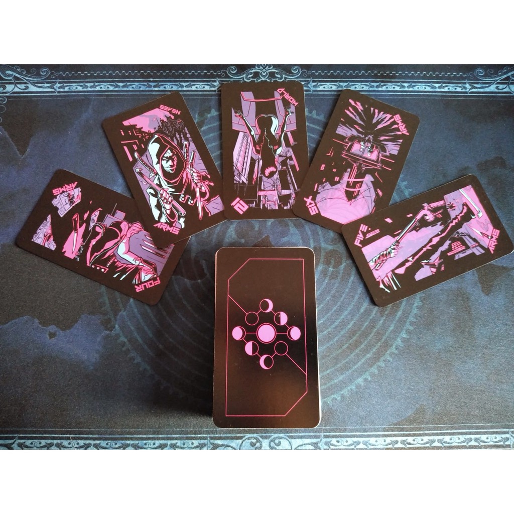 Bộ bài Neon Moon Tarot Tin