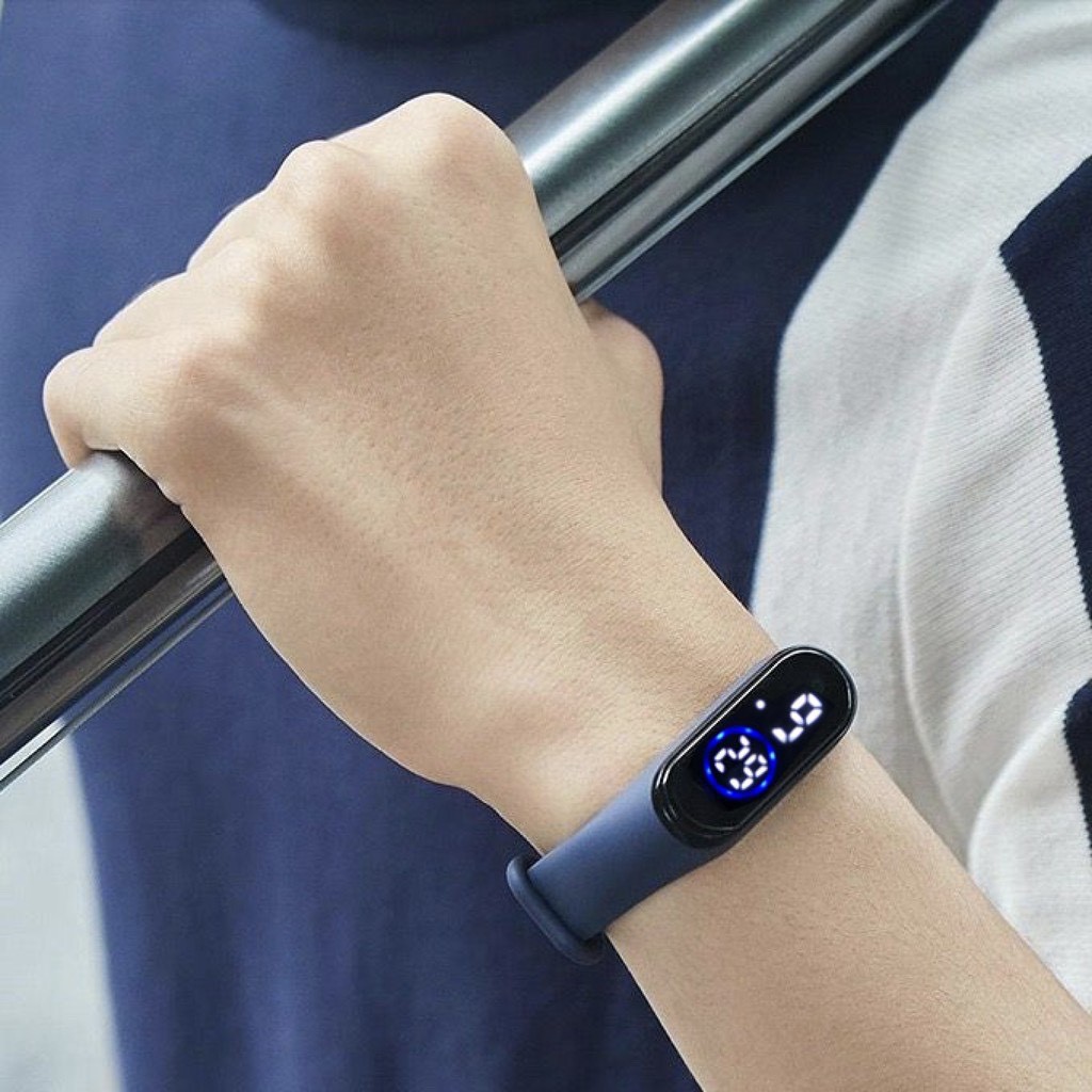 Đồng hồ unisex thể thao Ulzzang sport đèn led chống nước cực tốt mẫu mới hot | BigBuy360 - bigbuy360.vn