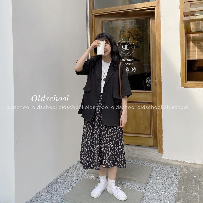 Set áo vest + áo thun và chân váy hoa