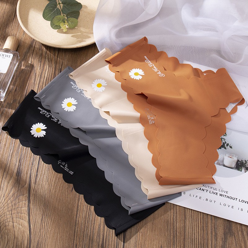 QUẦN LÓT SU HOA CÚC ĐÁY COTTON KHÁNG KHUẨN VIỀN SÓNG CÁCH ĐIỆU KHÔNG LỘ VIỀN SIÊU HOT 2020 Q195 | BigBuy360 - bigbuy360.vn