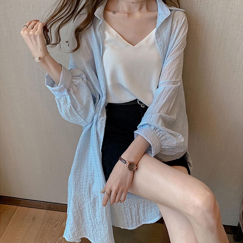 Áo khoác ngoài chống nắng dáng dài nhẹ kẻ sọc thời trang