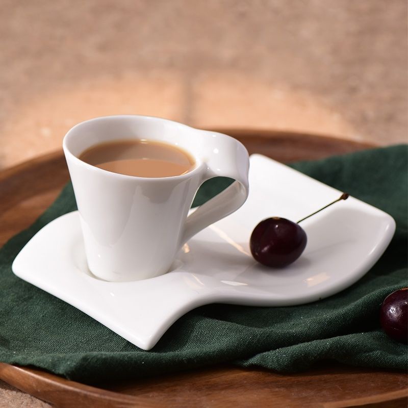 Bộ Cốc Sứ Uống Cà Phê Latte Màu Trắng Kiểu Châu Âu Sang Trọng