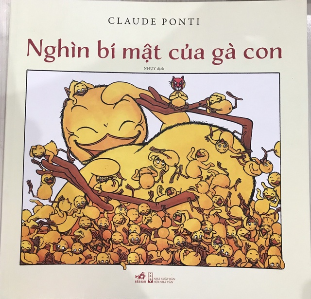 Sách - Nghìn Bí Mật Của Gà Con