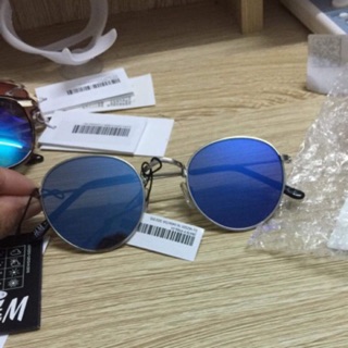 Kính chống tia uv HM Nhật