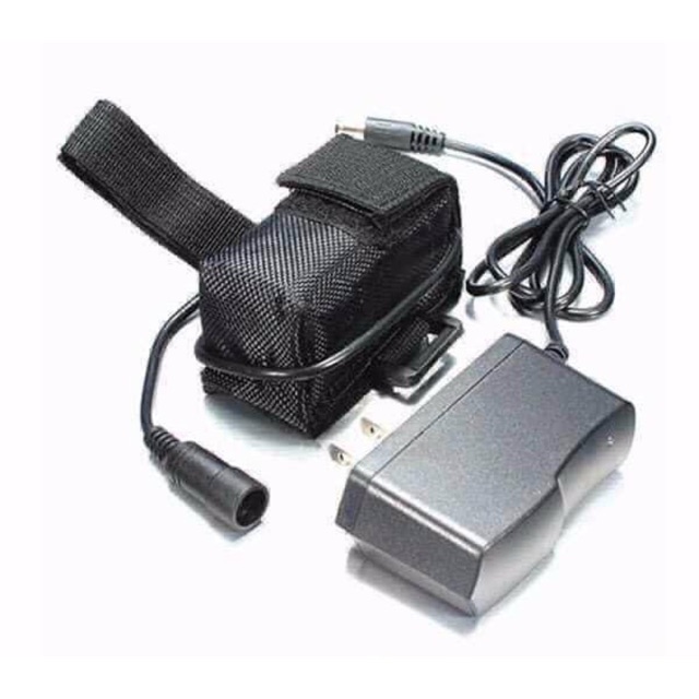 Cục pin và dây sạc đèn siêu sáng