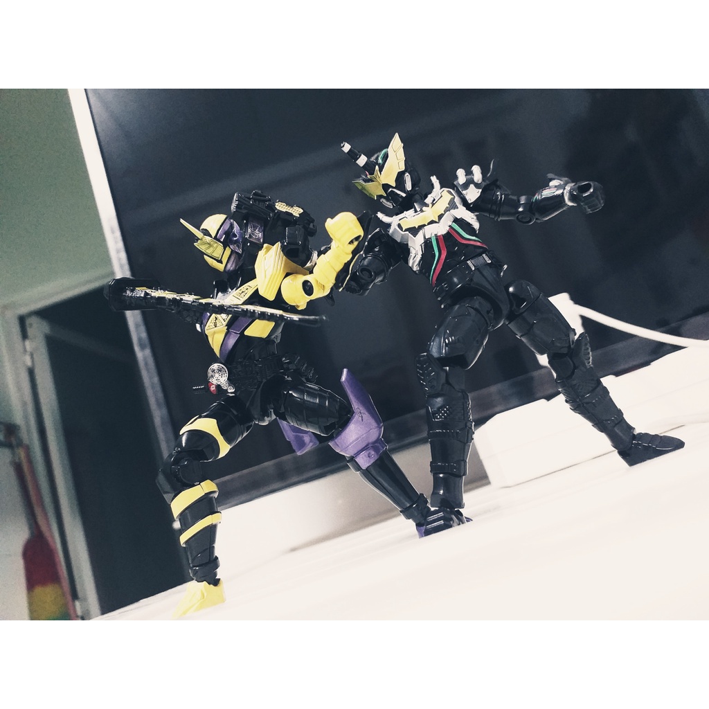 Mô hình nhân vật Sodo Kamen Rider Build