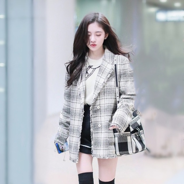 Áo khoác blazer Cúc Tịnh Y