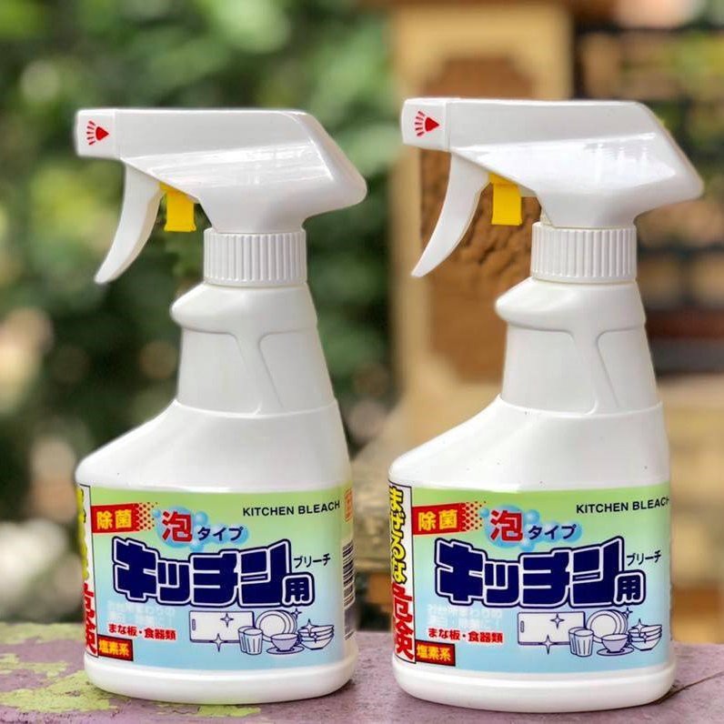 Chai xịt vệ sinh bồn cầu Rocket diệt sạch vi khuẩn 300ml Nhật Bản