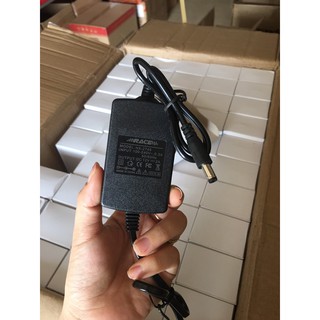 Adapter 12V 2A