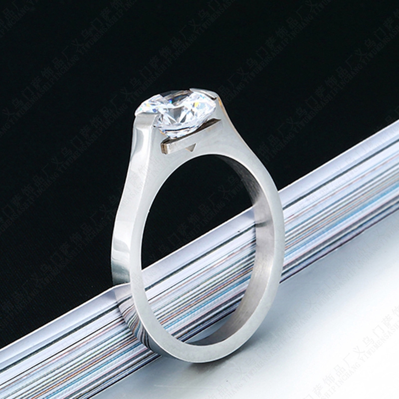 Large narrow circle titanium steel ring zirconium Miss Shi air retro jewelry diamond engagement ring fashion