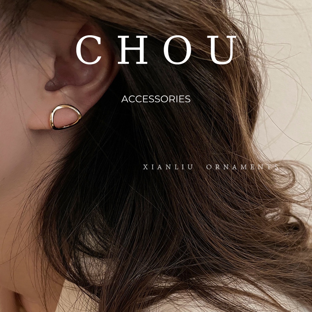 Bông Tai Hình Bán Nguyệt | CHOU ACCESSORIES |