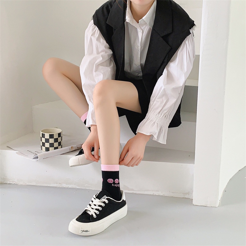 Vớ tất mặt cười happy viền cổ màu