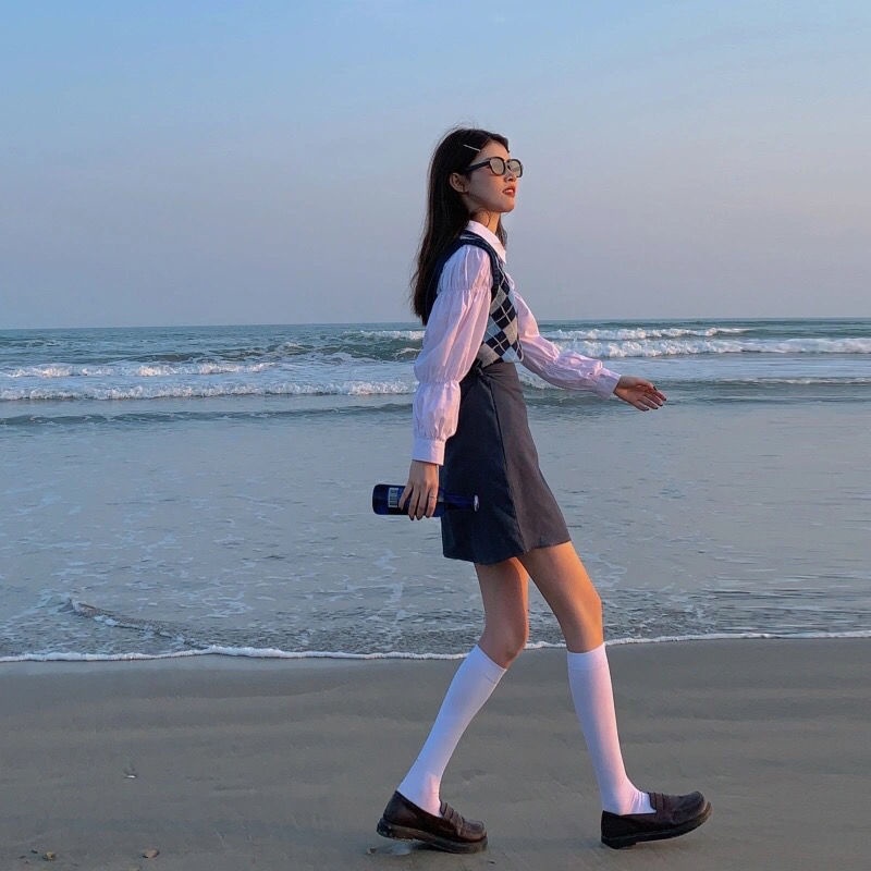 Thời Trang Áo Vest Cổ Chữ V Dáng Ngắn Kẻ Sọc Kiểu Retro Cá Tính Cho Nữ | BigBuy360 - bigbuy360.vn