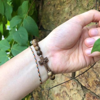 Chuỗi mân côi gỗ trầm hương, vòng trầm hương thánh giá, Loại 6 mm Trầm Việt, 100% trầm hương tự nhiên