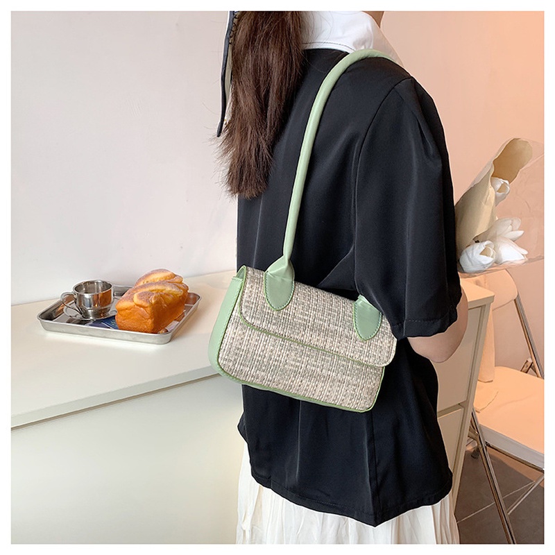 Túi Xách Đan Cói Hình Vuông Nhỏ Màu Sắc Nổi Bật NB00281