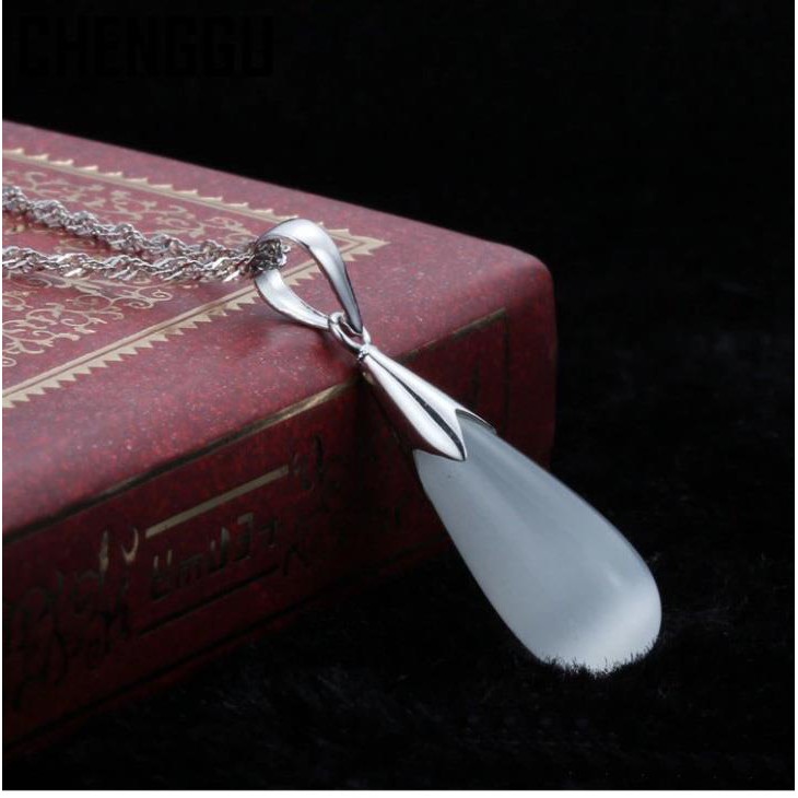 Korean version of 925 silver Color stone drop pendant female crystal natural crystal Moonstone lock chain jewelry for women|Pendants|