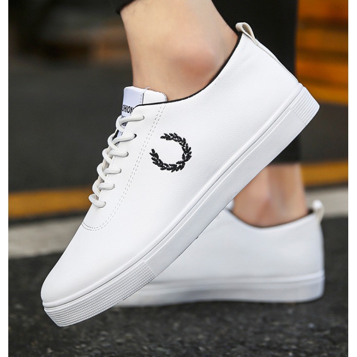 (Full size 35 -43) Giày Mcc Queennnn nam nữ trắng trơn chất đẹp siêu đẹp cho các cặp đôi