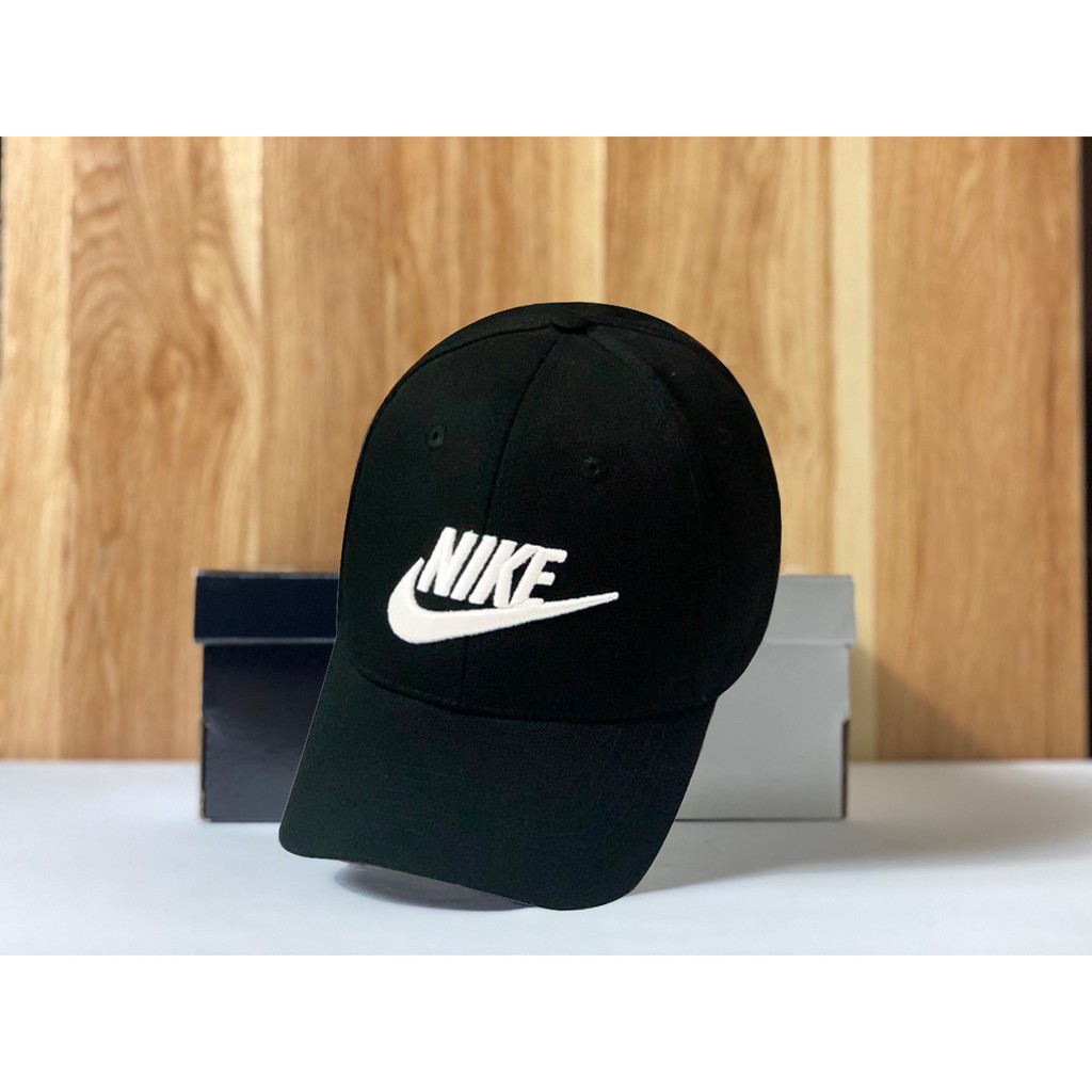 Mũ lưỡi trai Ni đen  full hộp cao cấp Free Size thêu logo chữ nổi 3D trắng, mã giảm 10k cho đơn 50k: 𝟵𝟵𝗙𝗔𝗦𝗛𝗜𝗢𝗡𝗦𝗔𝗟𝗘𝟭