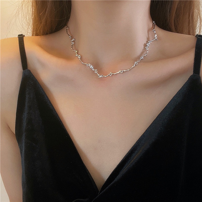 Vòng cổ Sợi Xích Họa Tiết Gợn Sóng Phong Cách Harajuku Thời Trang