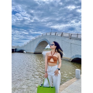 ÁO CỔ YẾM KHOÉT