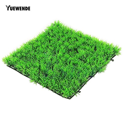 Thảm cỏ nhân tạo dùng cho trang trí bể cá