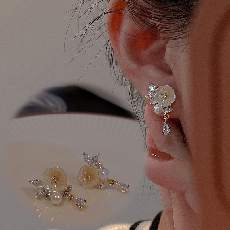 Khuyên Tai Mạ Vàng Đính Ngọc Trai Hình Hoa Phong Cách Pháp Thời Trang