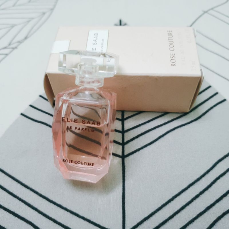 Thanh lý Nước hoa Elie Saab Rose Couture mini 7.5ml (xấu hộp)