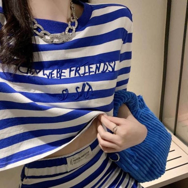 Set Đồ Thể Thao Áo Thun Ngắn Tay + Chân Váy Ngắn Thời Trang Mùa Hè Cho Nữ