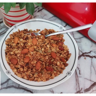 Granola ngũ cốc ăn kiêng vị mật ong truyền thống 500gr