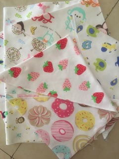 Khăn yếm cotton cho bé