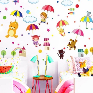 Decal dán tường - Giấy dán tường - Bé chơi ô và cầu vồng - kiddecals Zooyoo