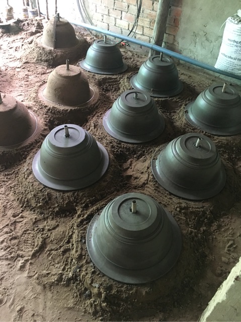 Khuôn chậu lọt lòng 40cm