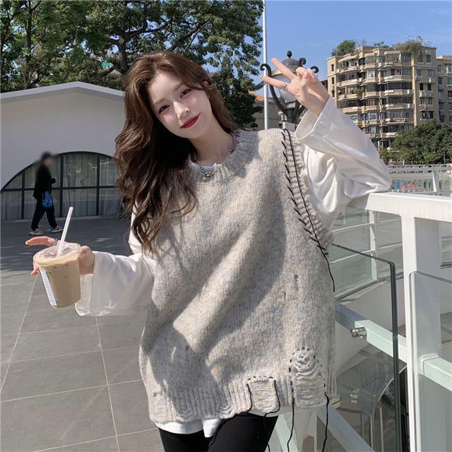 Bộ Áo Dệt Kim Sát Nách + Áo Sơ Mi Cổ Tròn Dáng Rộng Xinh Xắn Cho Nữ