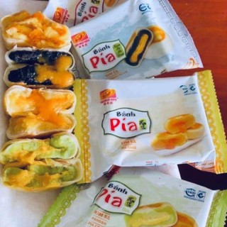 1 cái bánh pía kim sa mini