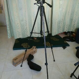 Tripod somita st-3520