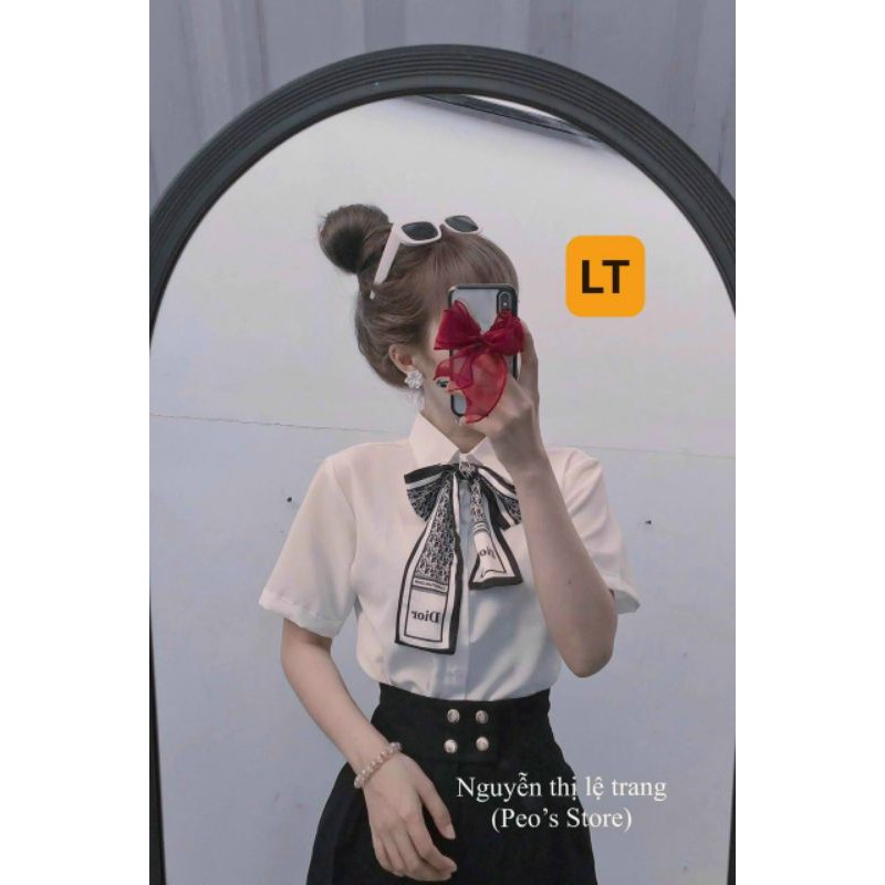 Quần tây lưng siêu cao đính cúc tuyết mưa