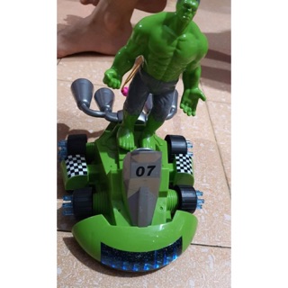 Lồng đèn Người khổng lồ xanh, người nhện đi xe có đèn, nhạc, loại to đẹp