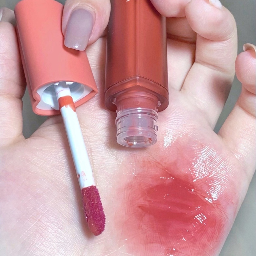 Son Bóng Hiệu Ứng Gương Hình Trái Tim Màu Sắc Trà Sữa Độc Đáo