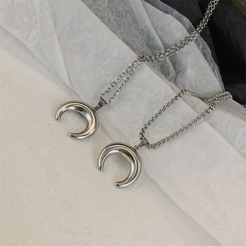 Dây Chuyền Mặt Trăng Khuyết Chất Liệu Thép Titan Phong Cách Hàn Quốc