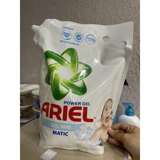 nước giặt dịu nhẹ Ariel