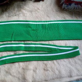 Bo cổ và tay áo thun polo