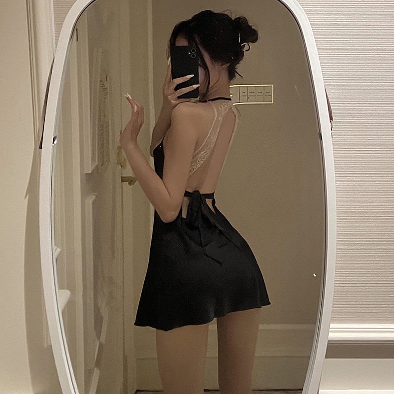 Đầm Ngủ Hai Dây Bằng Lụa Mát Phối Ren Phong Cách Gợi Cảm Kiểu Mới