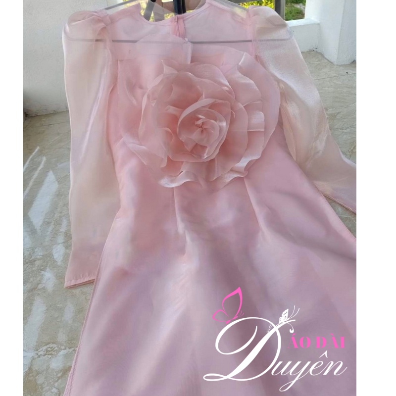 Áo dài cách tân 4 tà kết hoa 3d siêu to trước ngực cover thiết kế hot hit