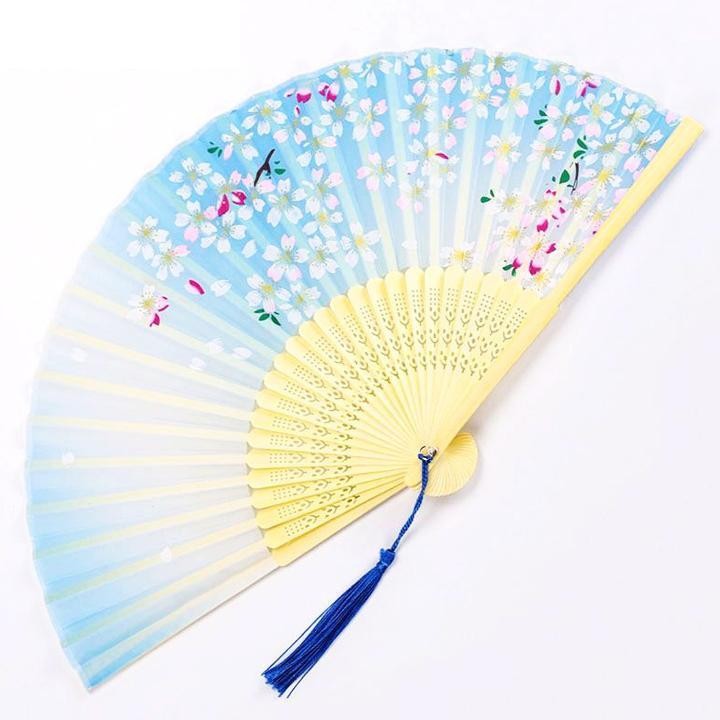 Quạt Lý Hiện cầm tay quạt xòe nền trắng in chữ trang trí trưng bày đẹp copslay