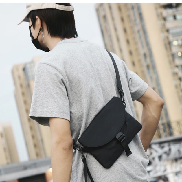 Túi nam đẹp ✴️FREESHIP✴️ Túi đeo chéo nam phi bóng có khuy giữa