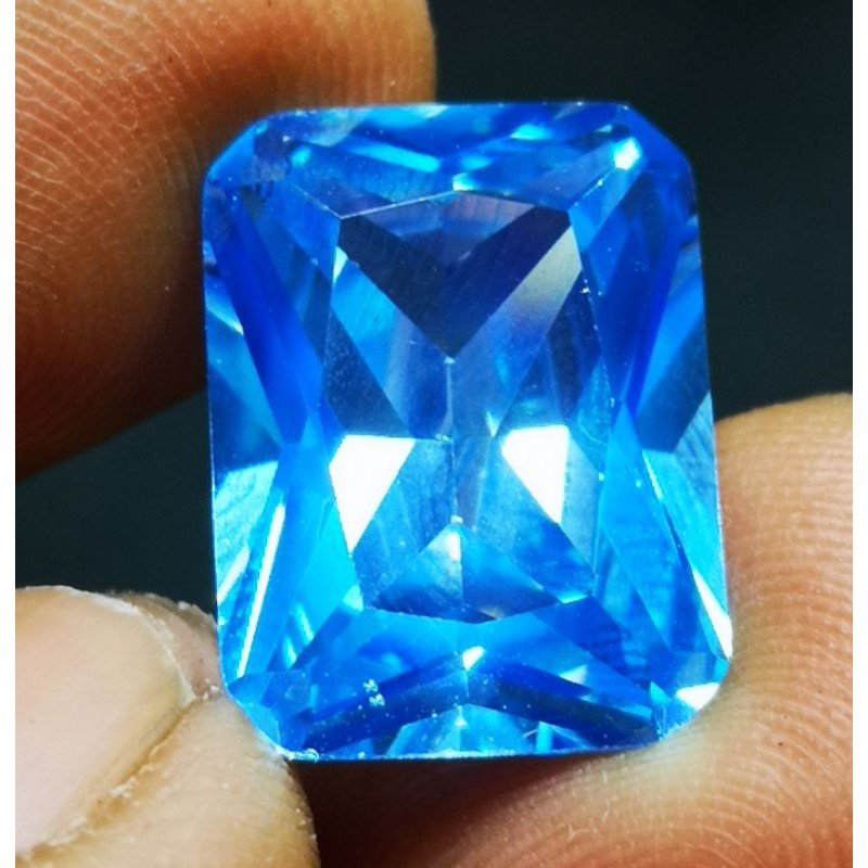 Đá Topaz Jumbo Màu Xanh Dương