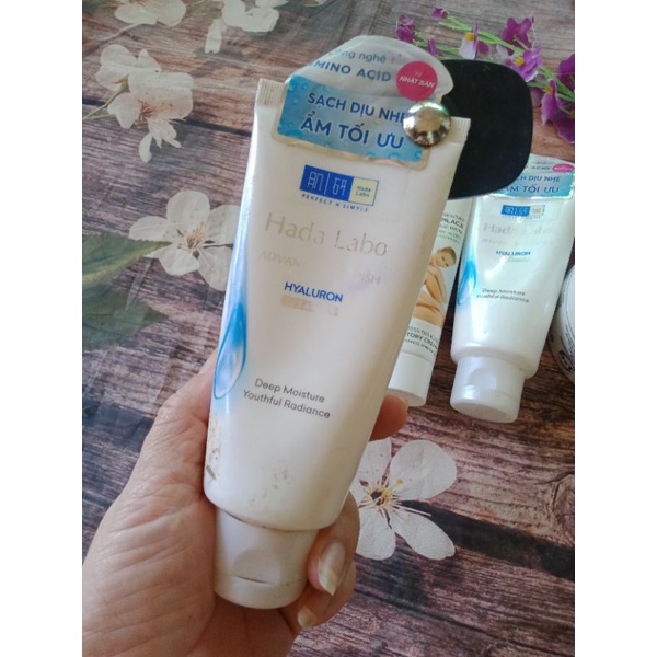 Sữa rửa mặt hàng chọn giá rẻ cho khách