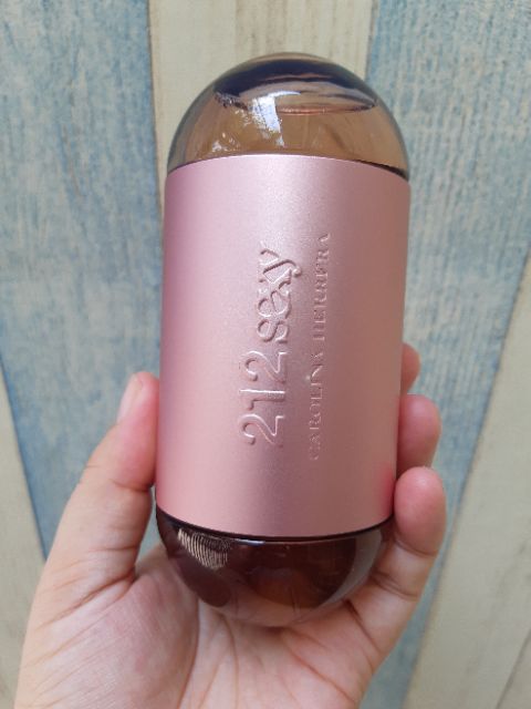 NƯỚC HOA NỮ 212 SEXY